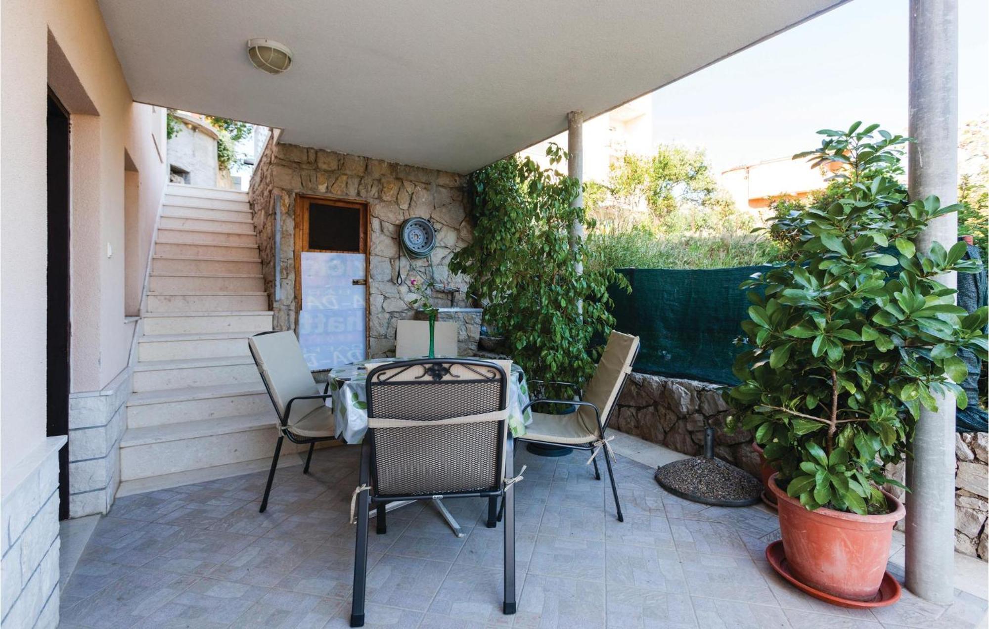 Amazing Apartment In Podstrana With Wifi Εξωτερικό φωτογραφία